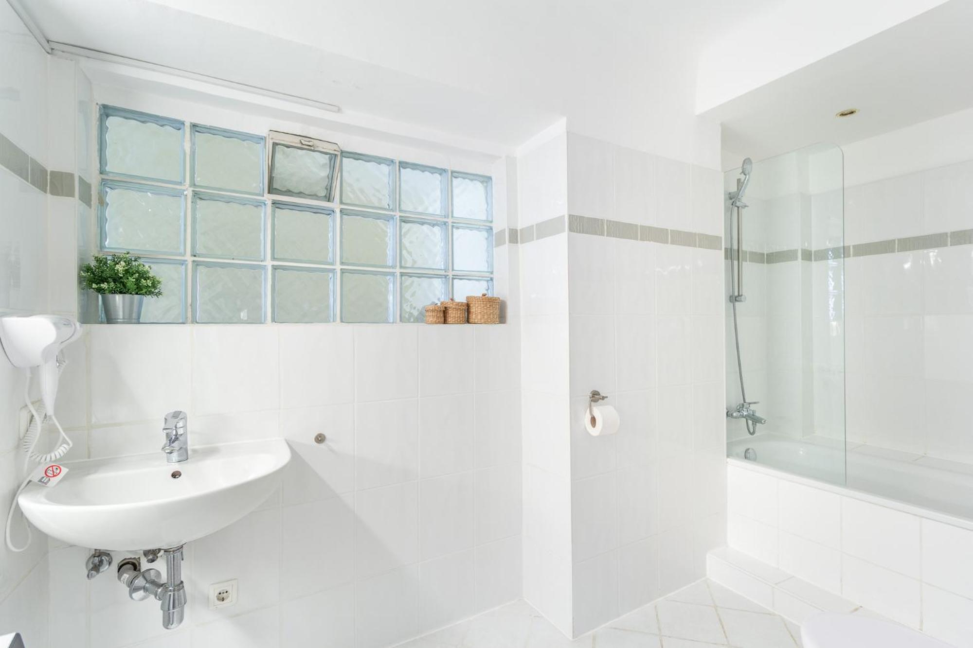 Apartment Ballgasse Виена Екстериор снимка